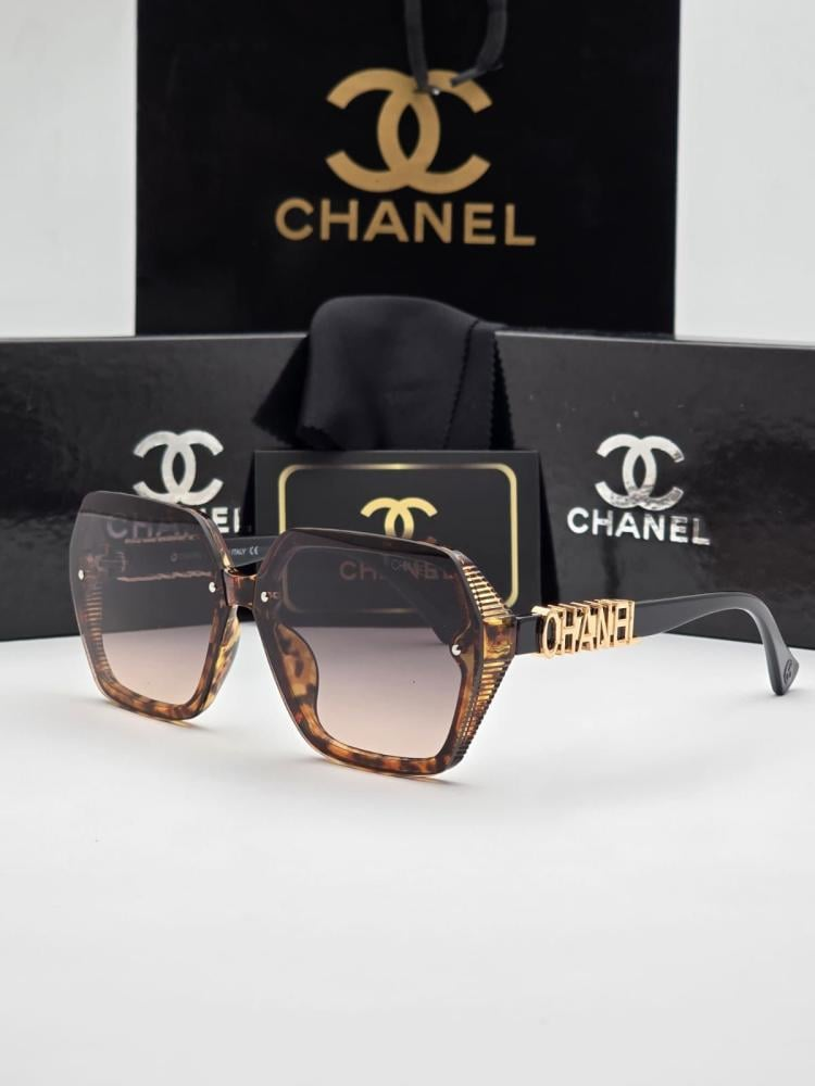 نظارة شانيل Chanel - الصورة 2